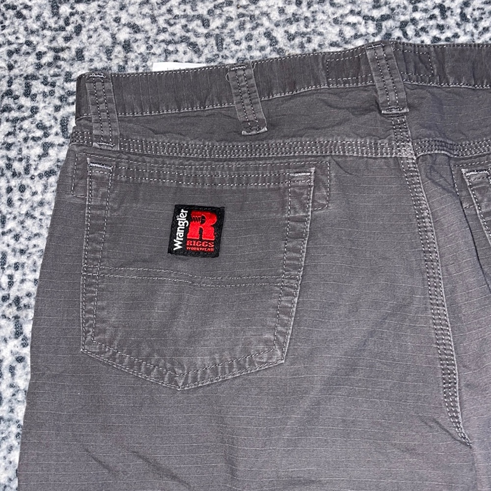 Wrangler Riggs Grey work pants 36x32